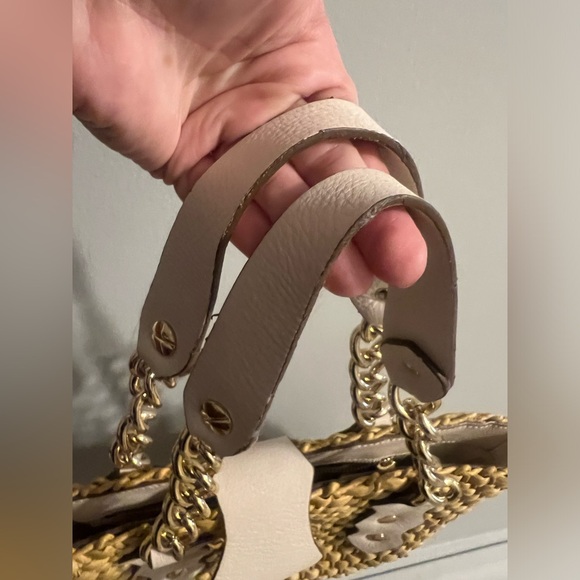 Michael kors bag- Brand new. Never used. No tags - Picture 3 of 4